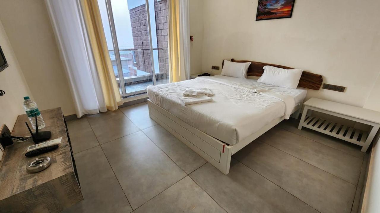 Coastal Bay Beach Resort Harnai Εξωτερικό φωτογραφία