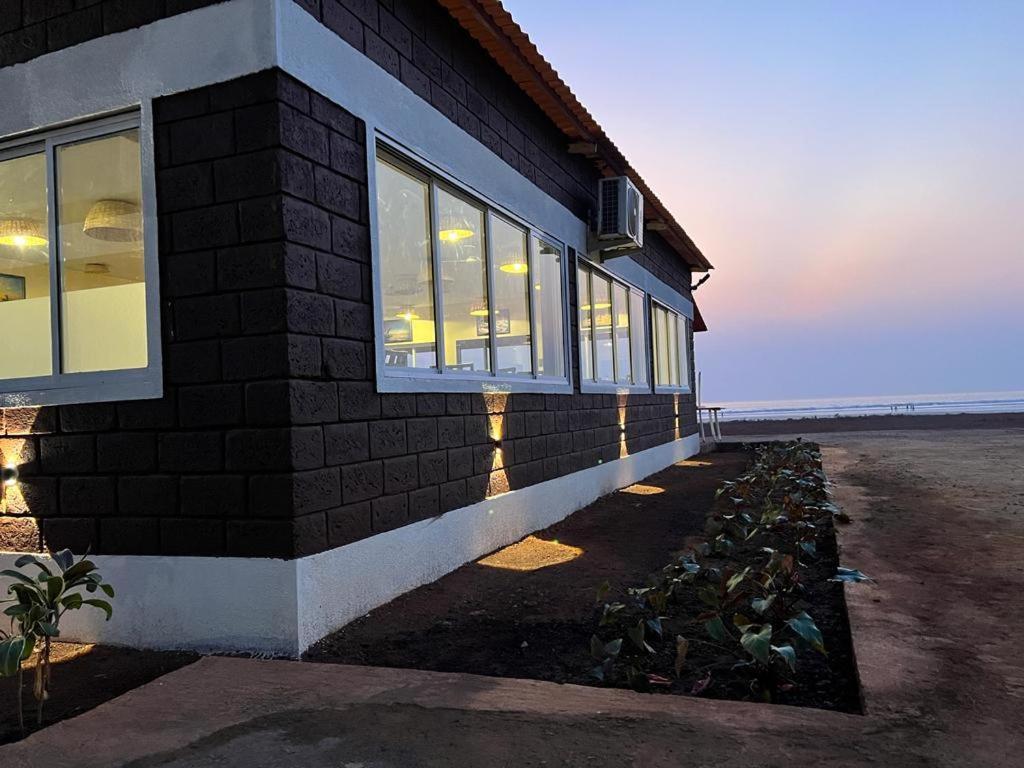 Coastal Bay Beach Resort Harnai Εξωτερικό φωτογραφία